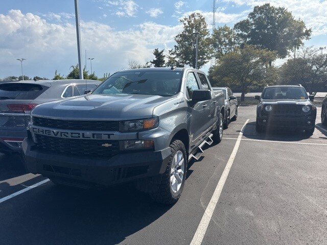 2021 Chevrolet Silverado 1500 Custom photo 3