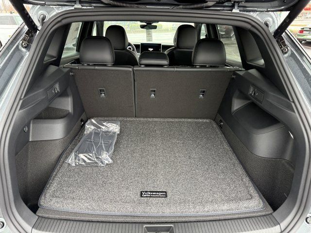 2026 Volkswagen Tiguan SE R-LINE BLACK - Photo 18