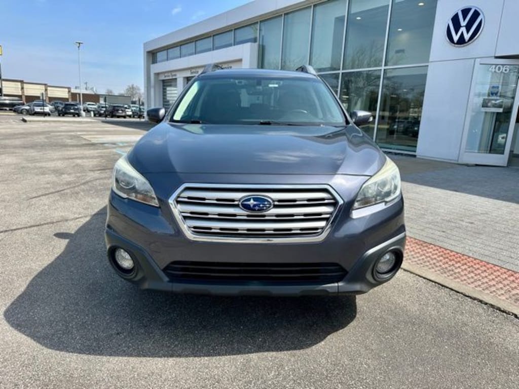 Used 2017 Subaru Outback 2.5i Premium with SUV
