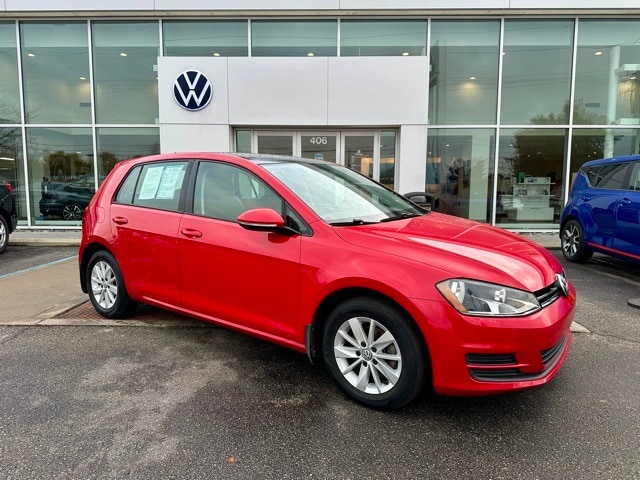 2016 Volkswagen Golf TSI S