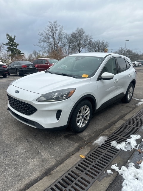 2020 Ford Escape SE's photo