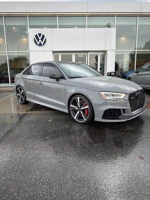 2018 Audi RS 3 2.5T quattro S tronic's photo