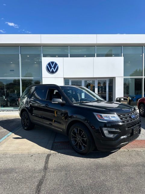 2017 Ford Explorer XLT 4WD's photo