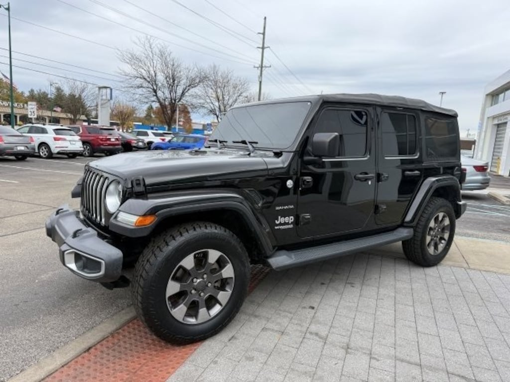 Used 2018 Jeep Wrangler Unlimited Sahara 4x4 SUV
