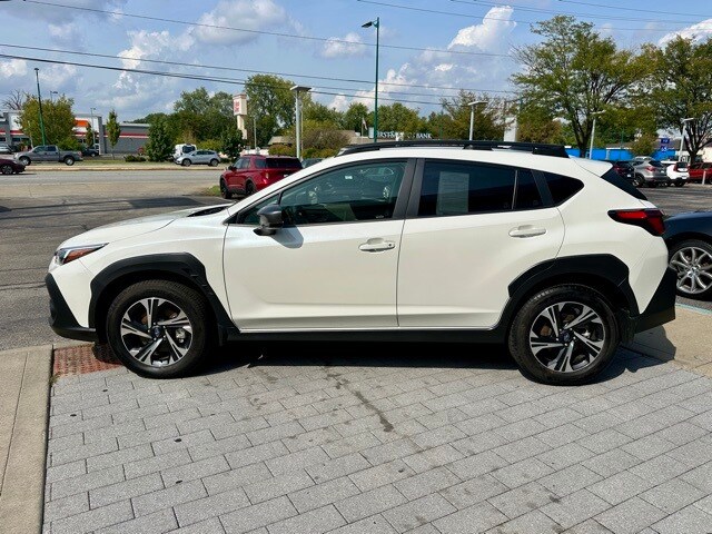 2024 Subaru Crosstrek Premium photo 4