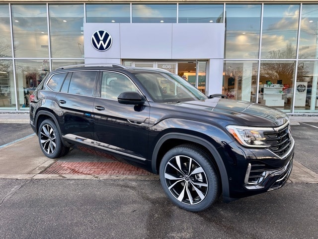 2026 Volkswagen Atlas SEL Premium R-Line's photo