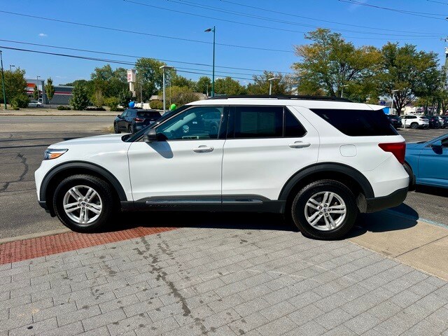 2022 Ford Explorer XLT photo 4