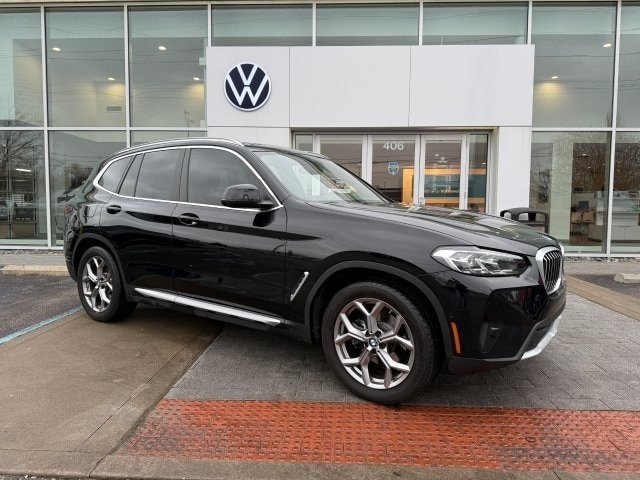 2023 BMW X3 30i's photo