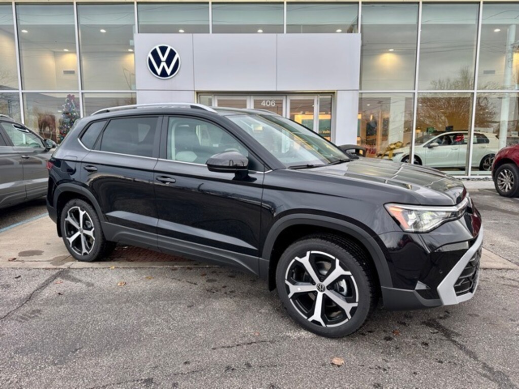 New 2026 Volkswagen Taos 1.5T SEL SUV