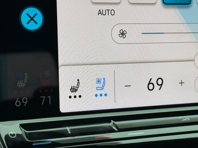 2026 Volkswagen Atlas SE w/Tech - Photo 22