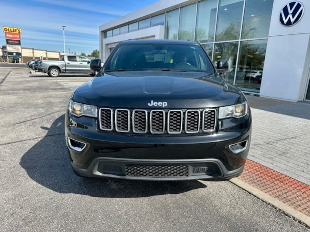 Used 2021 Jeep Grand Cherokee Laredo SUV