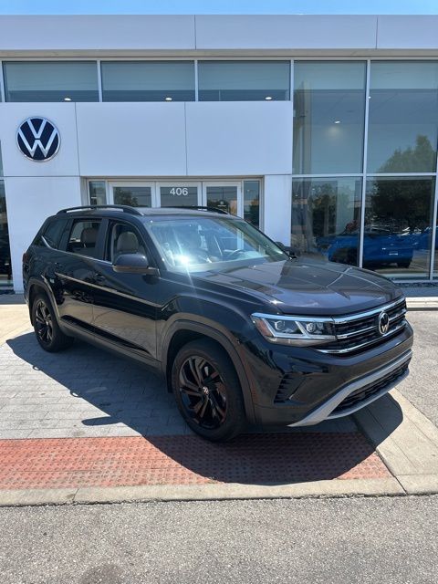 2023 Volkswagen Atlas 2.0T SE w/Tech 4MOTION's photo