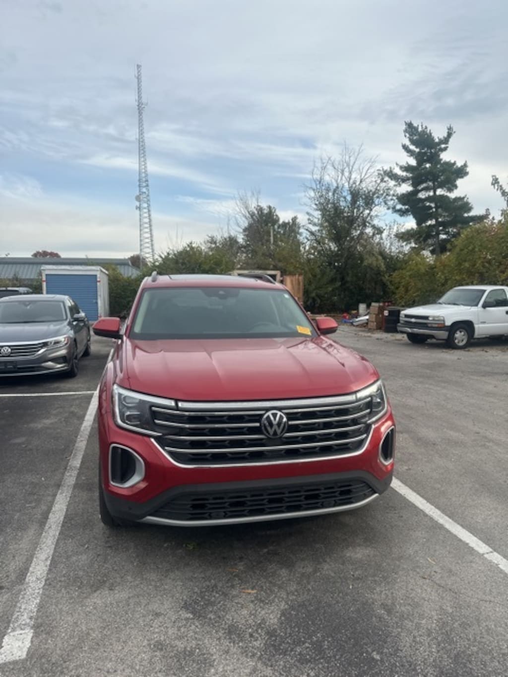 Used 2024 Volkswagen Atlas 2.0T SE w/Technology SUV