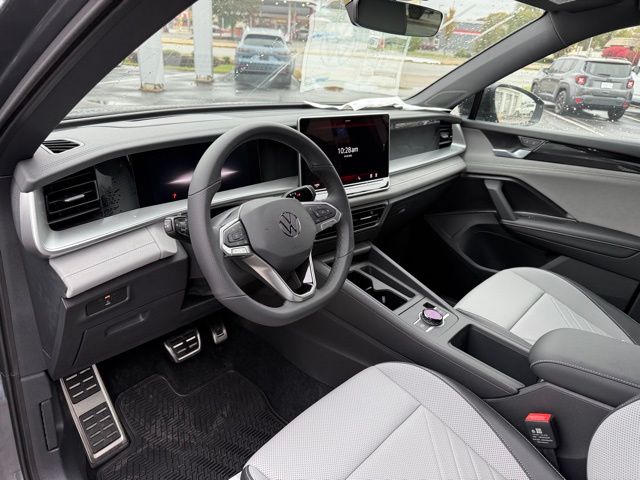2026 Volkswagen Tiguan SE R-LINE BLACK - Photo 10