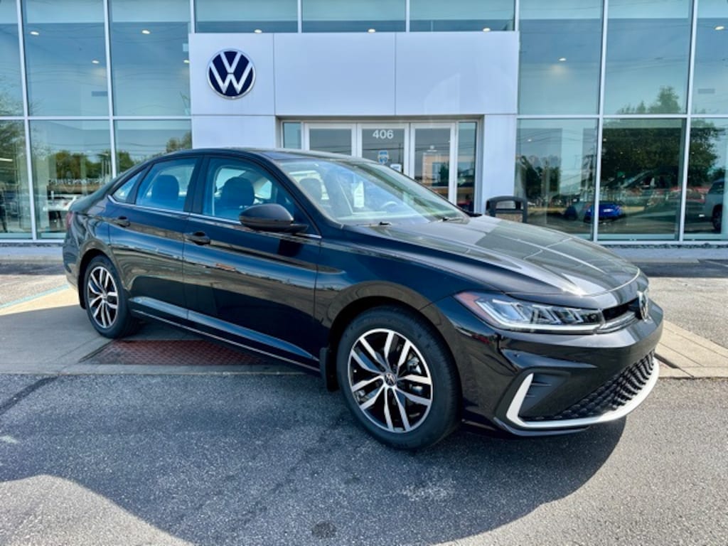 New 2026 Volkswagen Jetta 1.5T SE Sedan