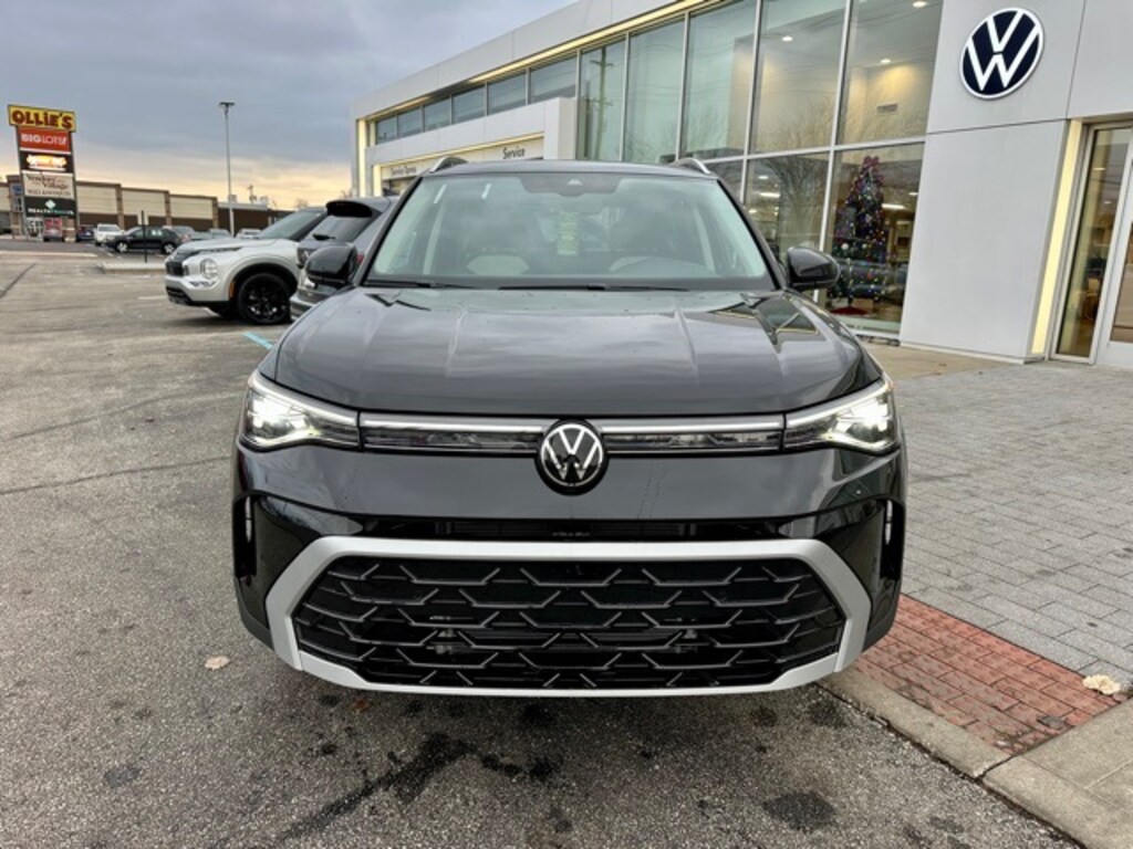 New 2026 Volkswagen Taos 1.5T SEL SUV