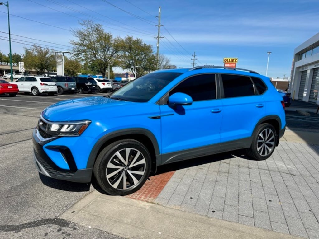 Certified 2022 Volkswagen Taos 1.5T SE 4MOTION SUV