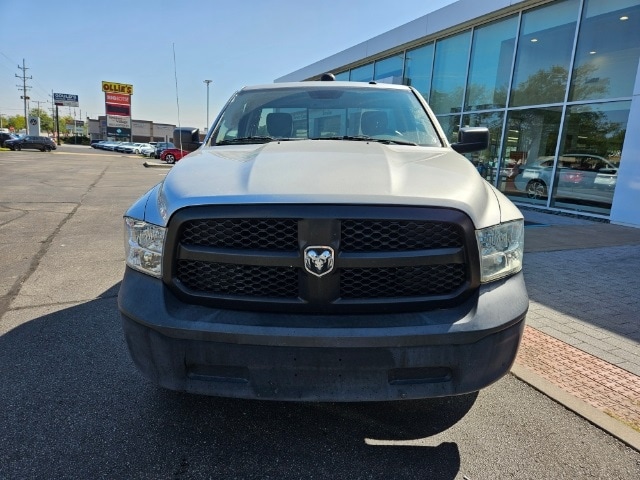 Used 2015 RAM Ram 1500 Pickup Tradesman with VIN 3C6JR7AG9FG540800 for sale in Clarksville, IN