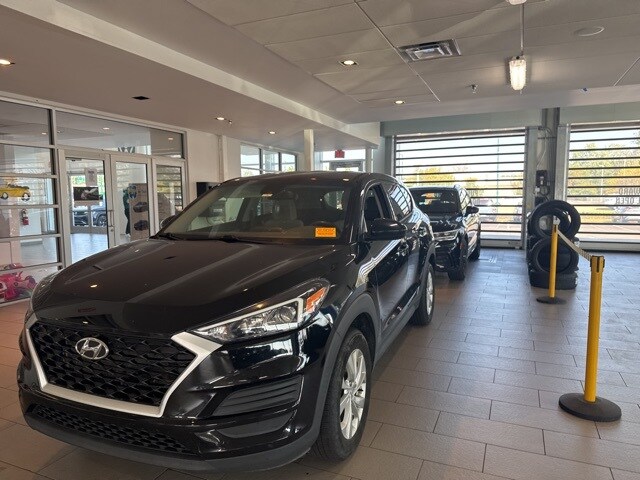 2021 Hyundai Tucson SE photo 2