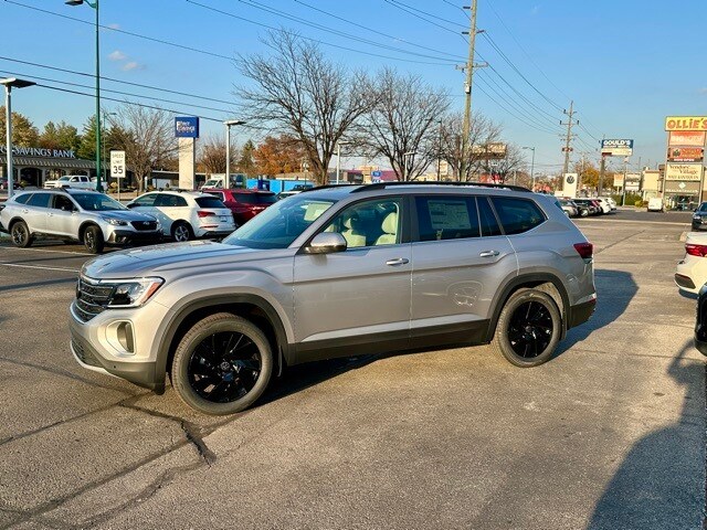 2026 Volkswagen Atlas Technology SE photo 3