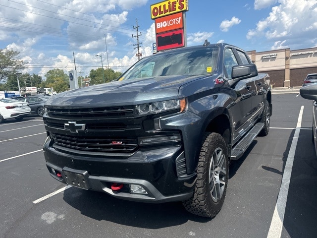 Used 2019 Chevrolet Silverado 1500 LT Trail Boss with VIN 3GCPYFED8KG195639 for sale in Clarksville, IN