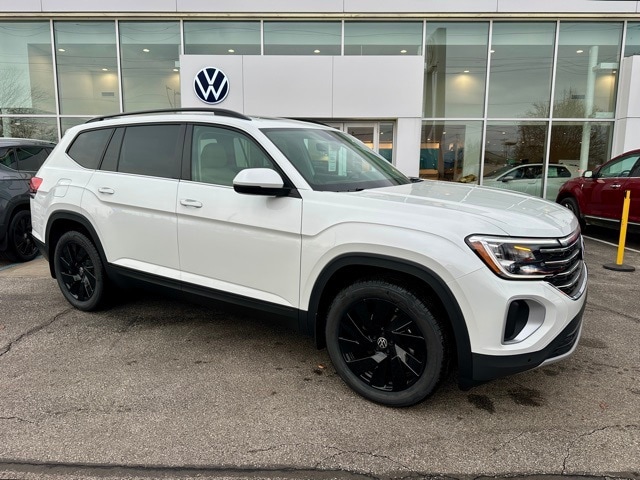 2026 Volkswagen Atlas SE w/Tech's photo