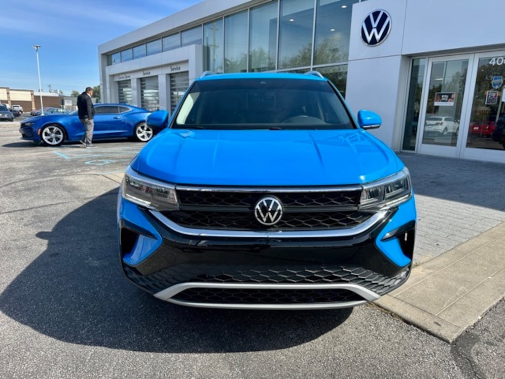 Certified 2022 Volkswagen Taos 1.5T SE 4MOTION SUV
