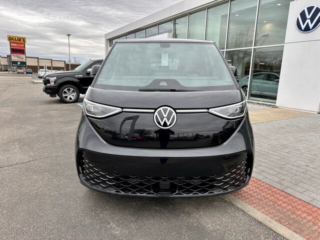 2025 Volkswagen ID. Buzz Pro S photo 2