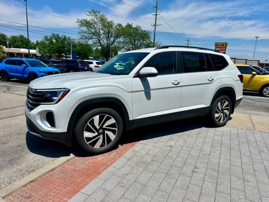 New 2026 Volkswagen Atlas 2.0T SE w/Technology SUV