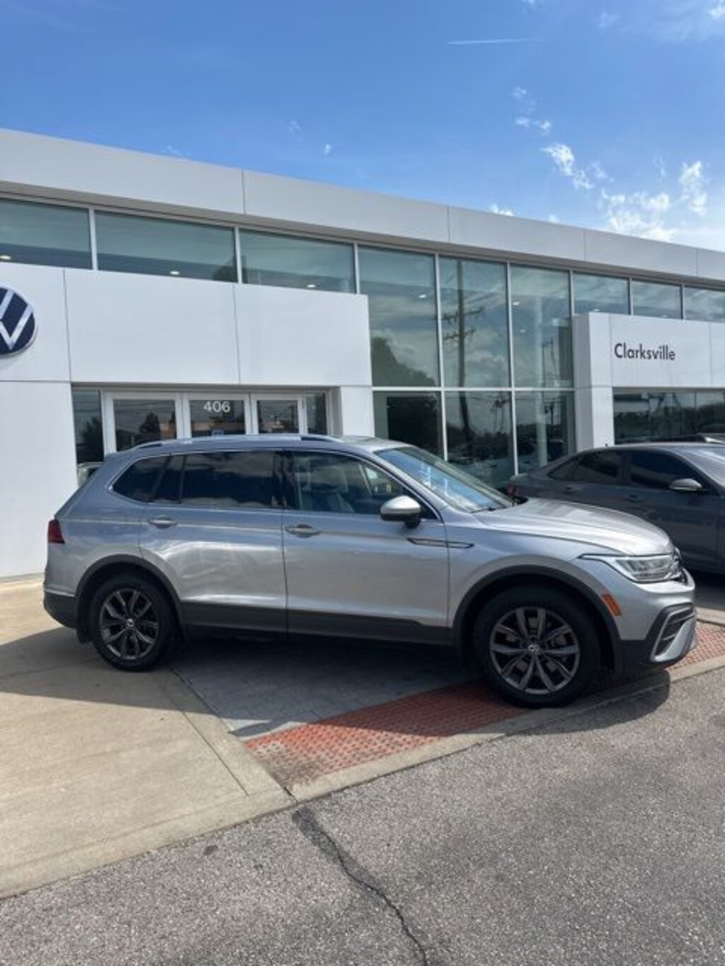 Used 2022 Volkswagen Tiguan 2.0T SE SUV