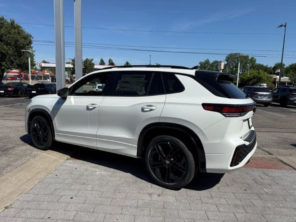 New 2026 Volkswagen Tiguan 2.0T SE R-Line Black SUV
