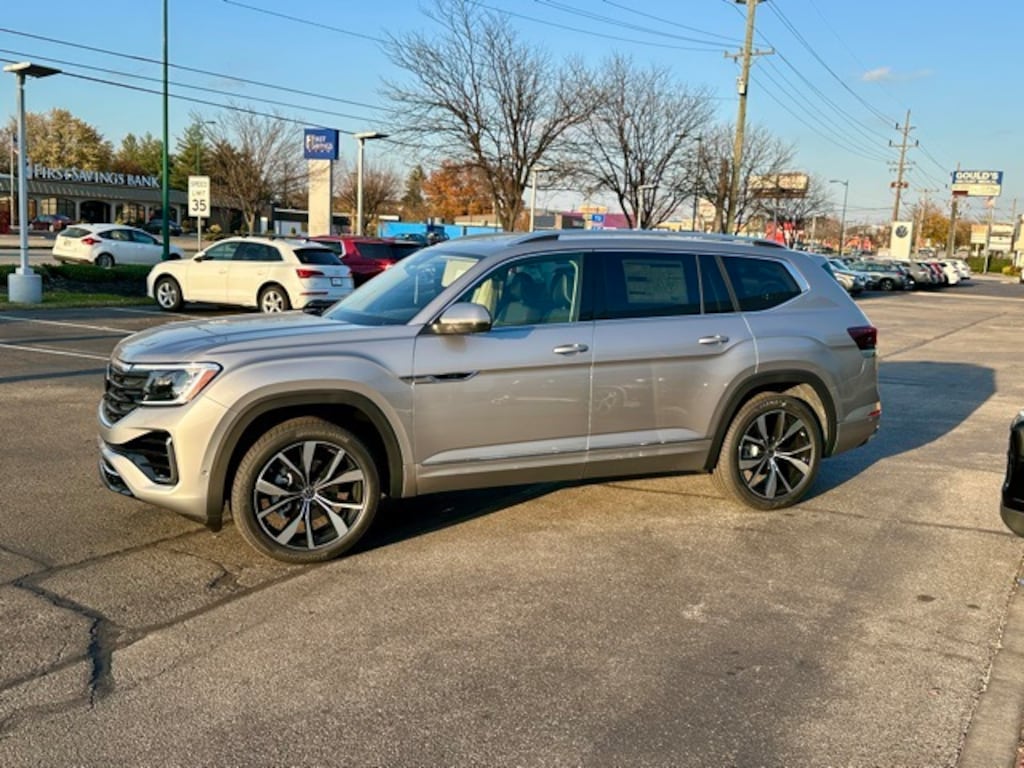 New 2026 Volkswagen Atlas 2.0T SEL Premium R-Line SUV