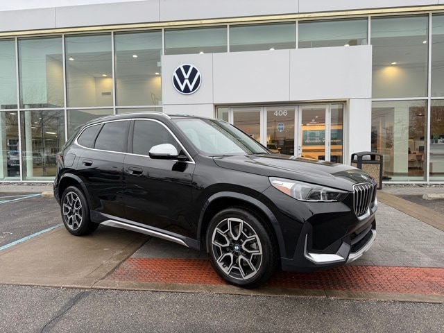 2023 BMW X1 28i's photo