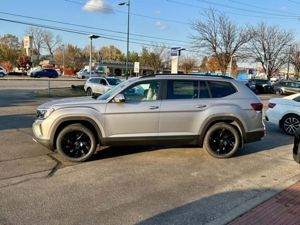 New 2026 Volkswagen Atlas 2.0T SE w/Technology SUV