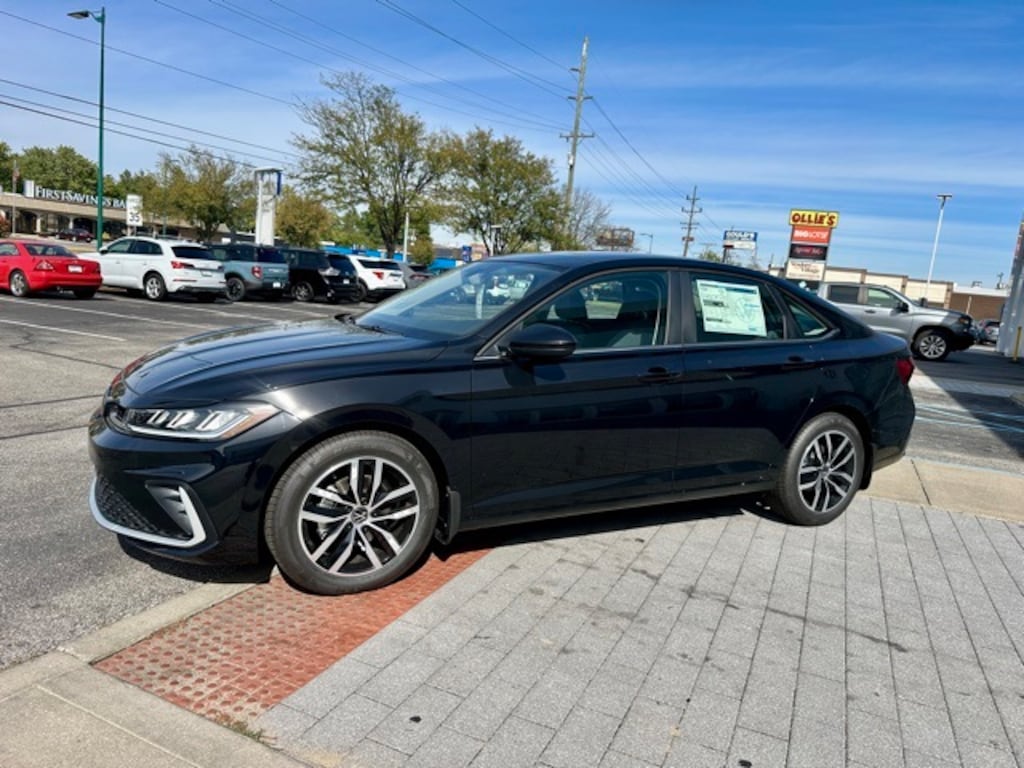 New 2026 Volkswagen Jetta 1.5T SE Sedan