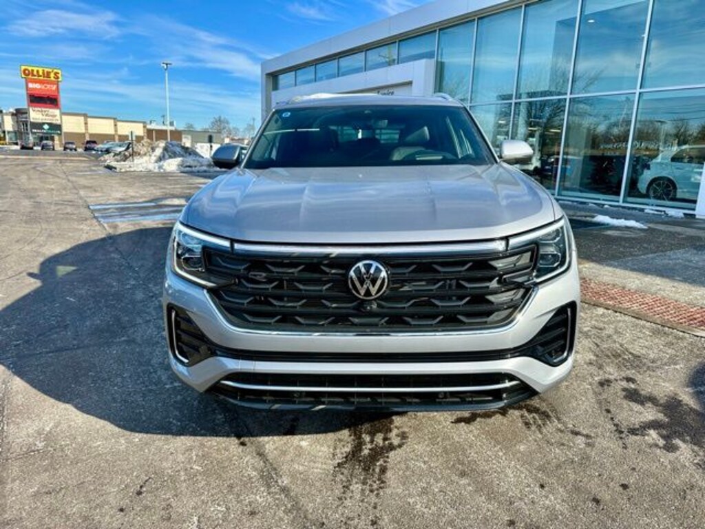 New 2025 Volkswagen Atlas Cross Sport 2.0T SEL Premium R-Line SUV