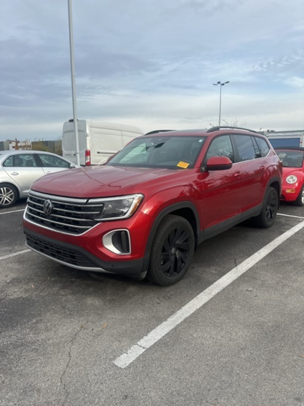 Used 2024 Volkswagen Atlas 2.0T SE w/Technology SUV