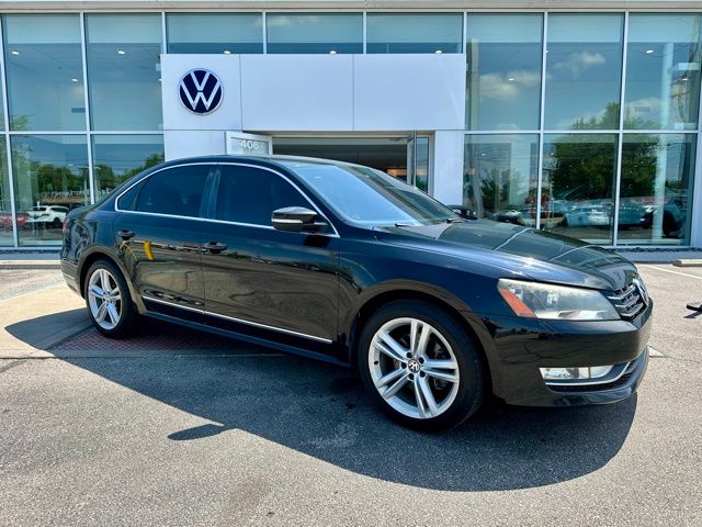 2013 Volkswagen Passat SEL