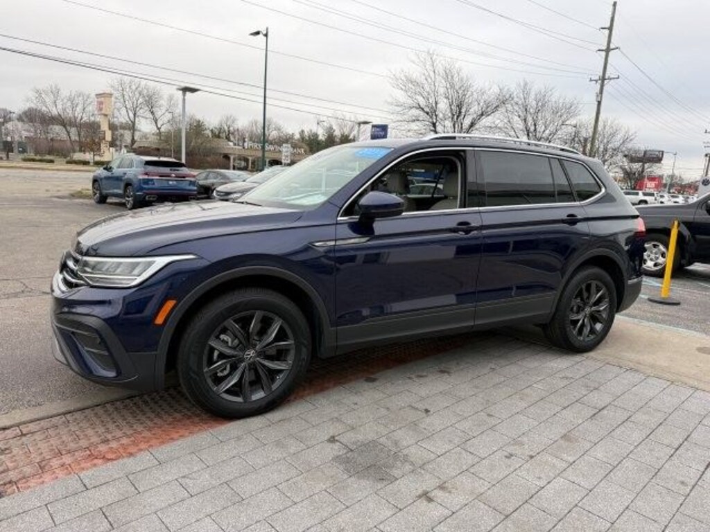 Used 2023 Volkswagen Tiguan 2.0T SE SUV