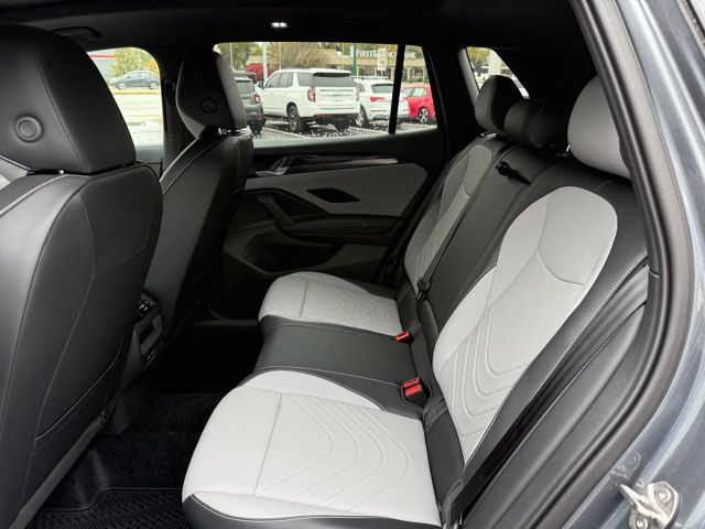 2026 Volkswagen Tiguan SE R-LINE BLACK - Photo 16