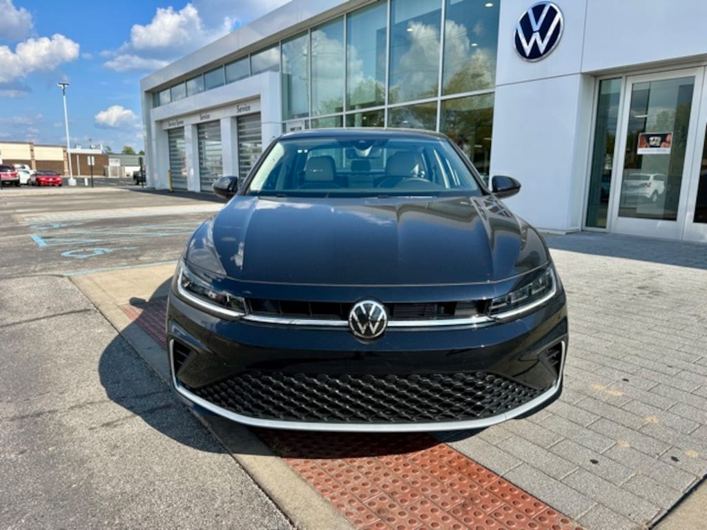 New 2026 Volkswagen Jetta 1.5T SE Sedan