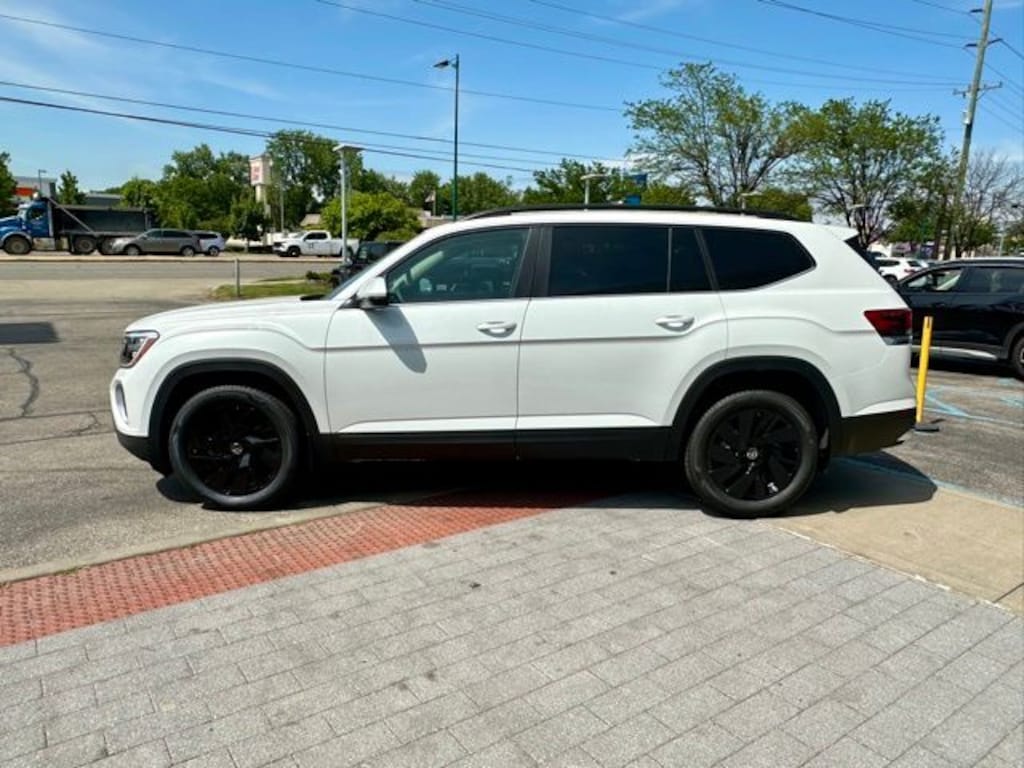 New 2026 Volkswagen Atlas 2.0T SE w/Technology SUV