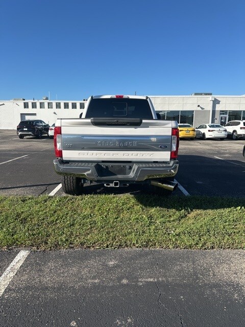 2017 Ford F-250 King Ranch photo 4
