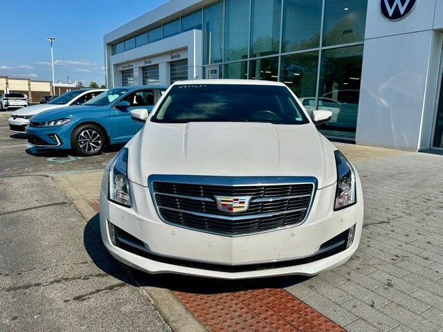 2018 Cadillac ATS Luxury photo 2