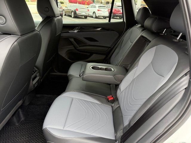 2026 Volkswagen Tiguan SE R-LINE BLACK - Photo 17