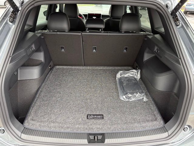 2026 Volkswagen Tiguan SE R-LINE BLACK - Photo 18