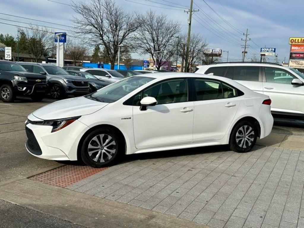 Used 2021 Toyota Corolla Hybrid LE Sedan