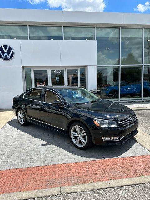 Used 2014 Volkswagen Passat SEL Premium with VIN 1VWCN7A32EC093509 for sale in Clarksville, IN