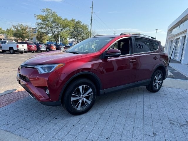 2018 Toyota RAV4 XLE photo 3