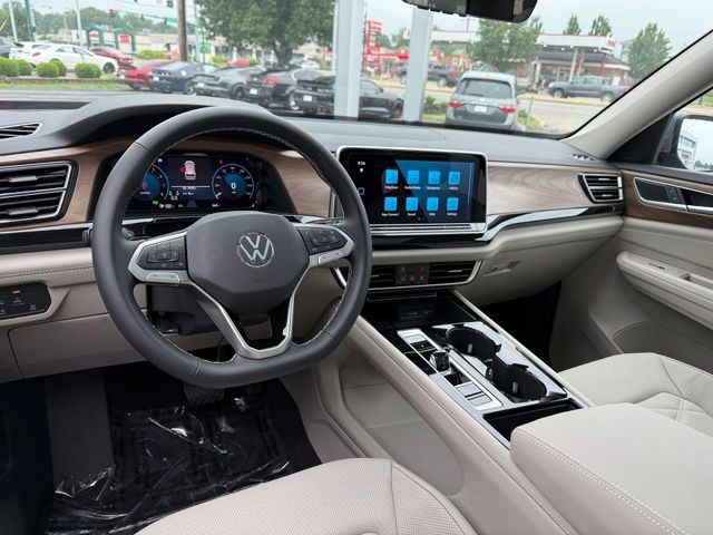 2026 Volkswagen Atlas SE w/Tech - Photo 15